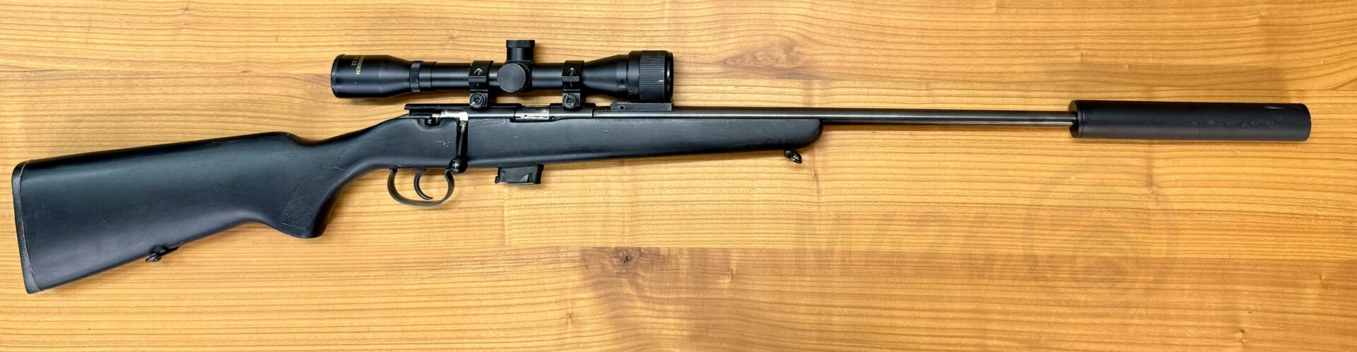 KK-Repetiergewehr Norinco JW-15, Kaliber .22lr, mit Schalldämpfer - Zustand A